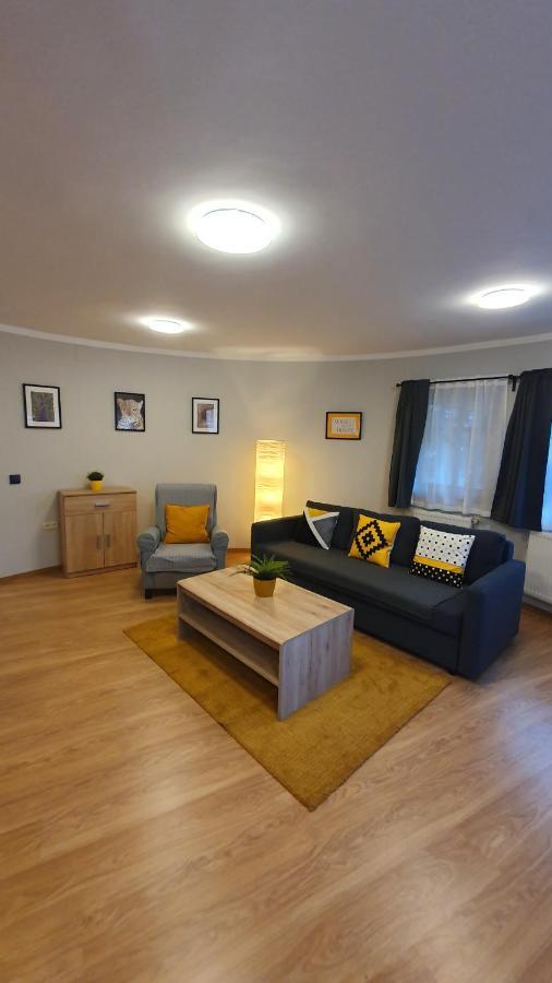 Danubia Apartman Esztergom Esterno foto