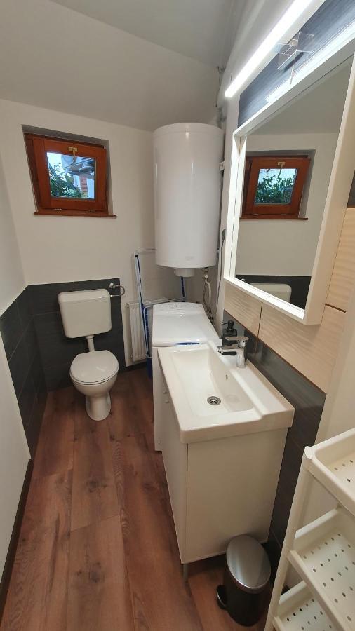 Danubia Apartman Esztergom Esterno foto