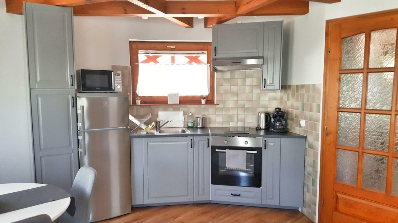 Danubia Apartman Esztergom Esterno foto